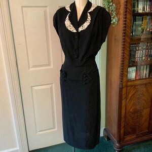 1940’s elegant black wool crepe short sleeve dress; size medium tall